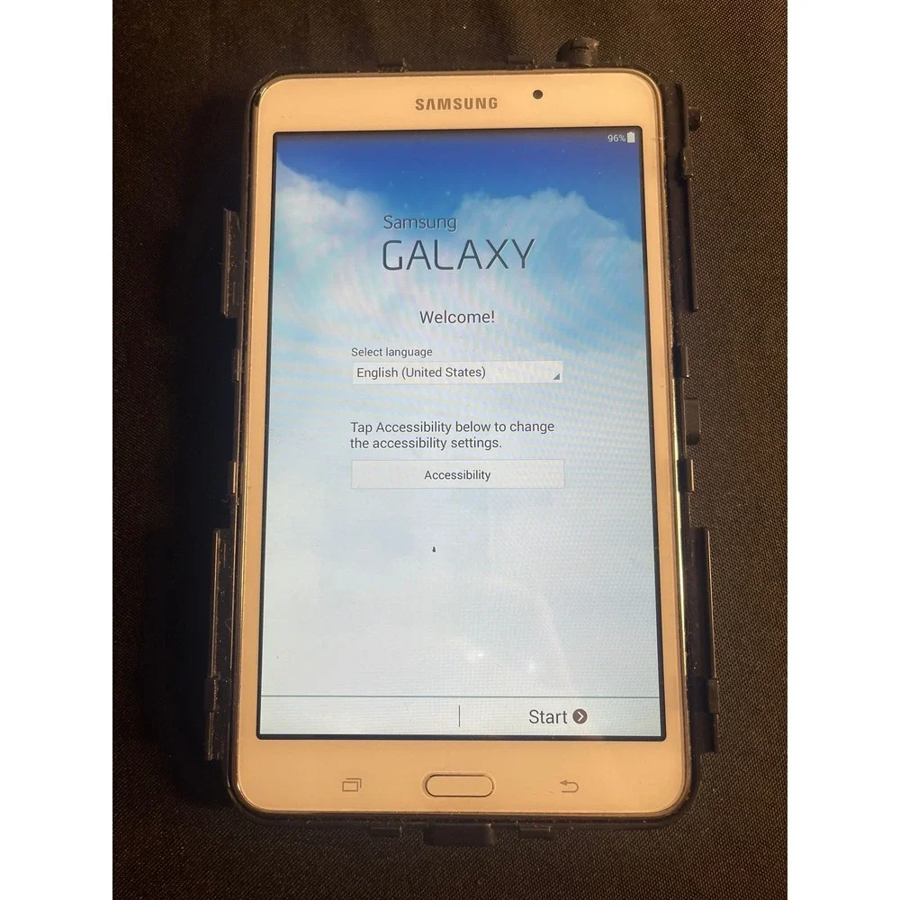 Samsung Galaxy Tab 4 7.0 White 8GB Tablet SM-T230NU w/ Cable
